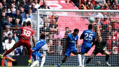 Liverpool 1-1 Chelsea: The Kop Khiến Fan Lo Lắng