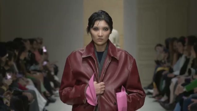 Dàn Người Mẫu Tỏa Sáng Tại Prada FW 2026/27
